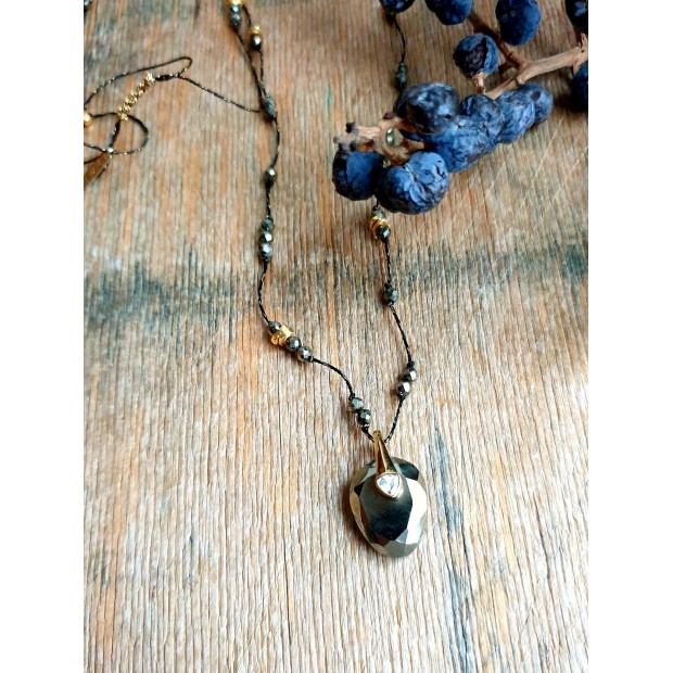 Hanka IN kaklo papuošalas su piritu ir cirkoniu